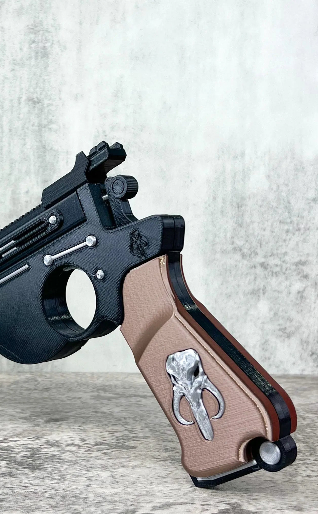 Custom 3D Printed Props – Personalized Game Props & Toy Weapons Gadgets by Medio3D