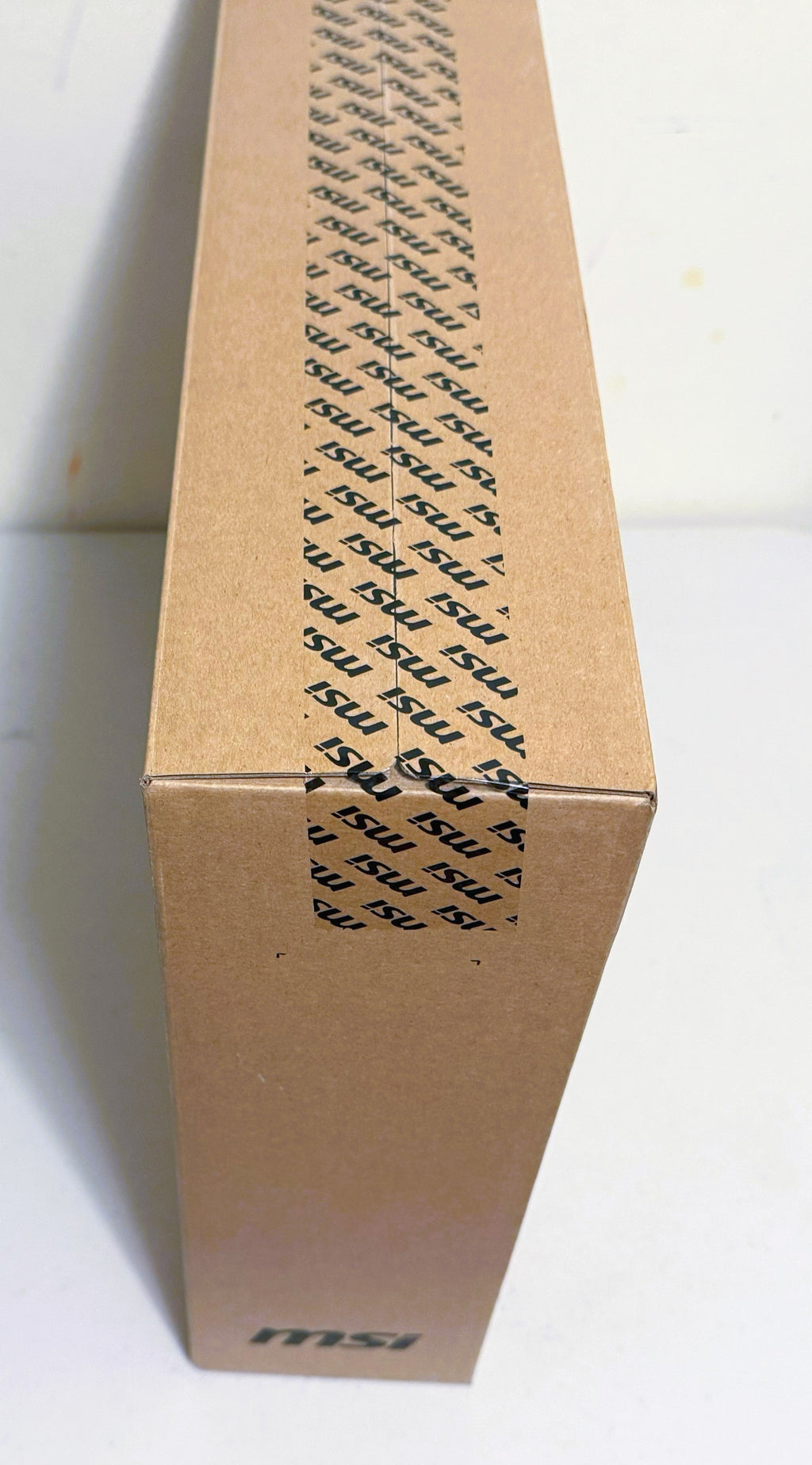 MSI Titan 18 HX AI A2XWJG-412US 18 5090 Gaming Laptop