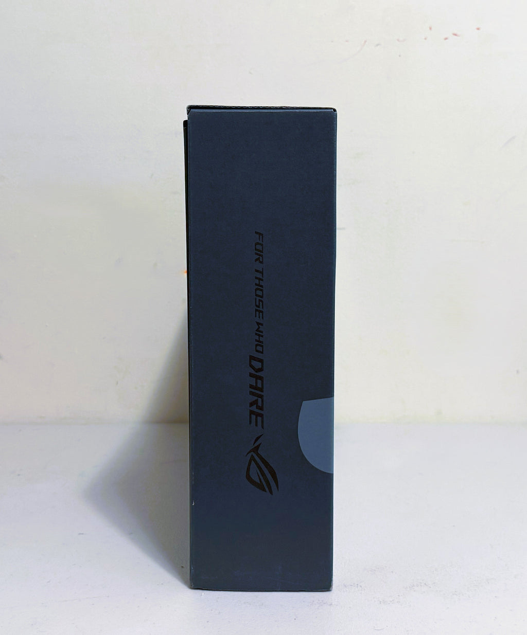 Asus Rog Strix Scar 18 G835LX-XS98 18" Gaming Laptop gtx 5090