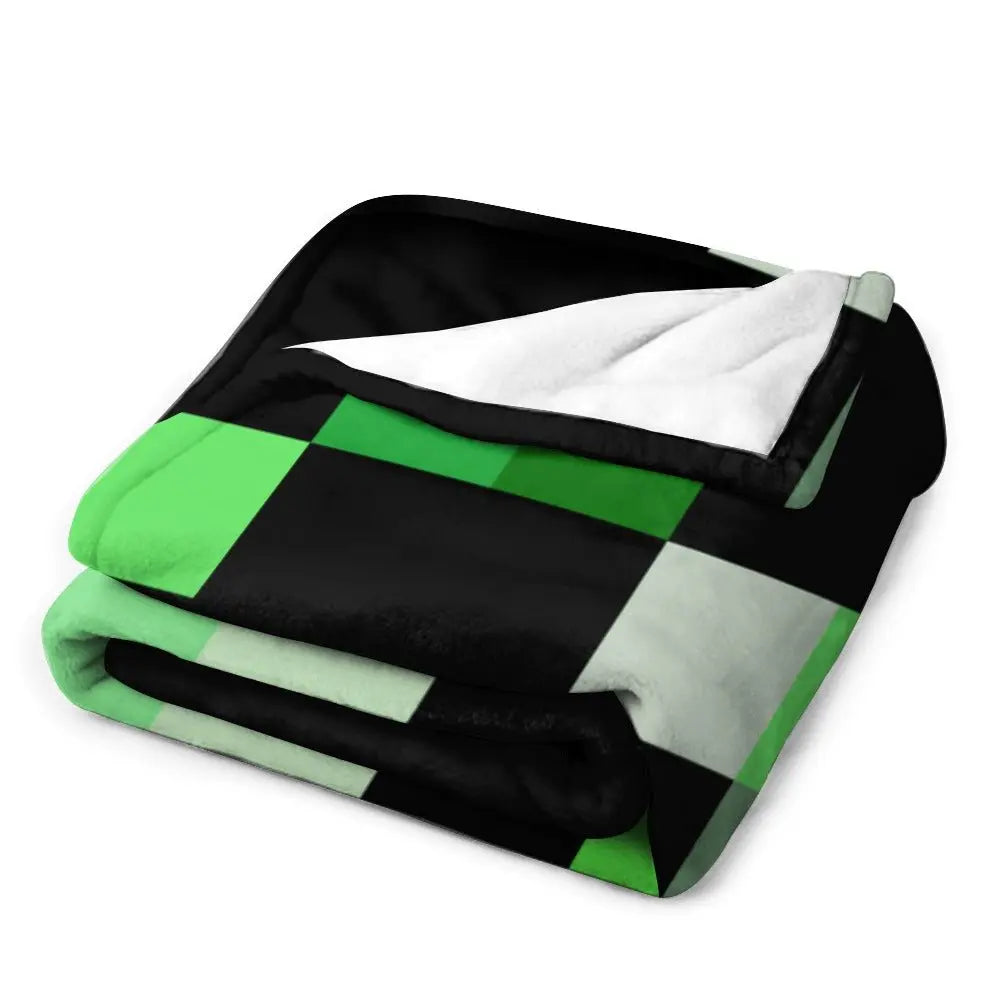 Super Soft Flannel Blanket – Creeper Cozy Throw for All Seasons, Lightweight & Durable