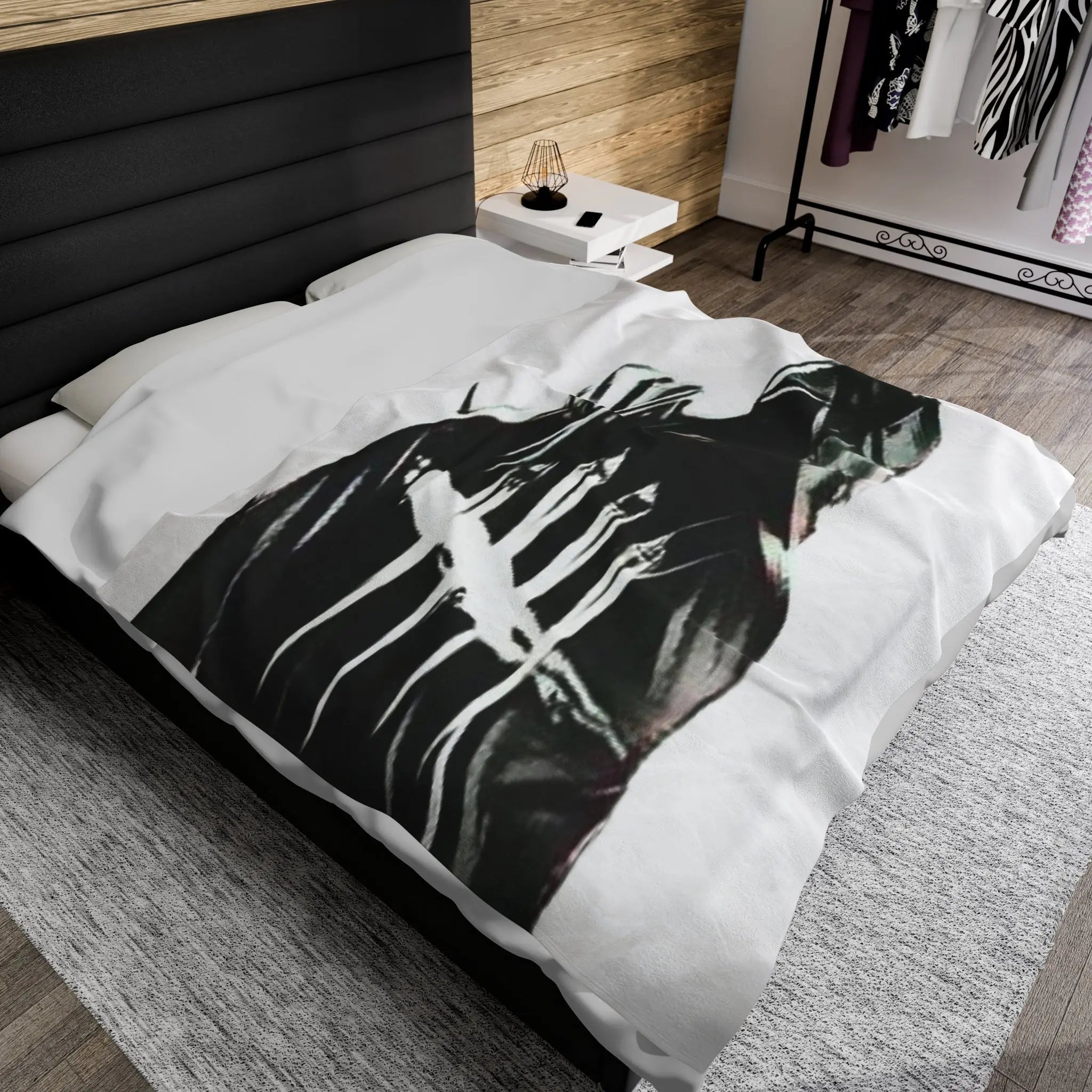 Velveteen Blanket – Plush Throw Cozy Fleece Blanket for Home Comfort