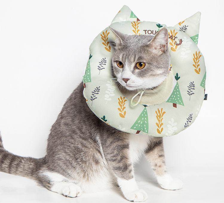 Touchcat ® 'Ringlet' Licking and Scratching Adjustable Pillow Cat Neck Protector